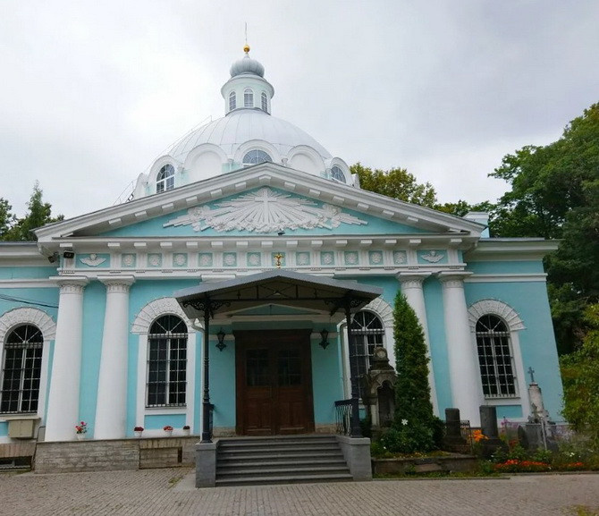 Смоленская церковь в Санкт-Петербурге
