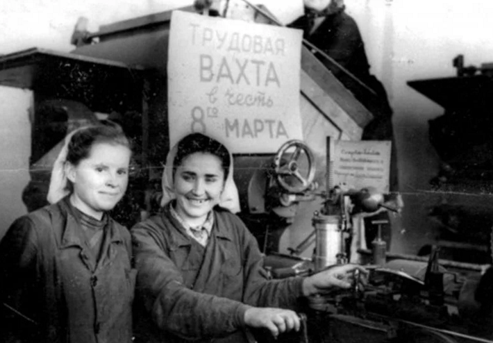 Можно ли отмечать 8 марта