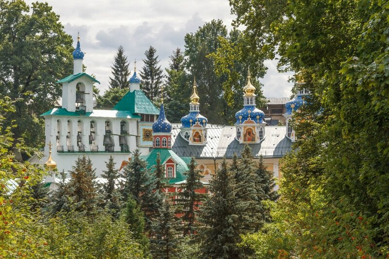 Церкви, Пско-Печерский монастырь