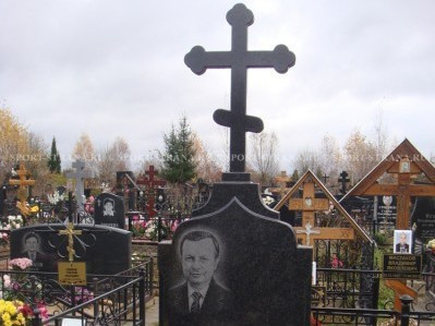 Могильные кресты