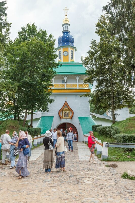 Башня Петропавловских ворот, Пско-Печерский монастырь